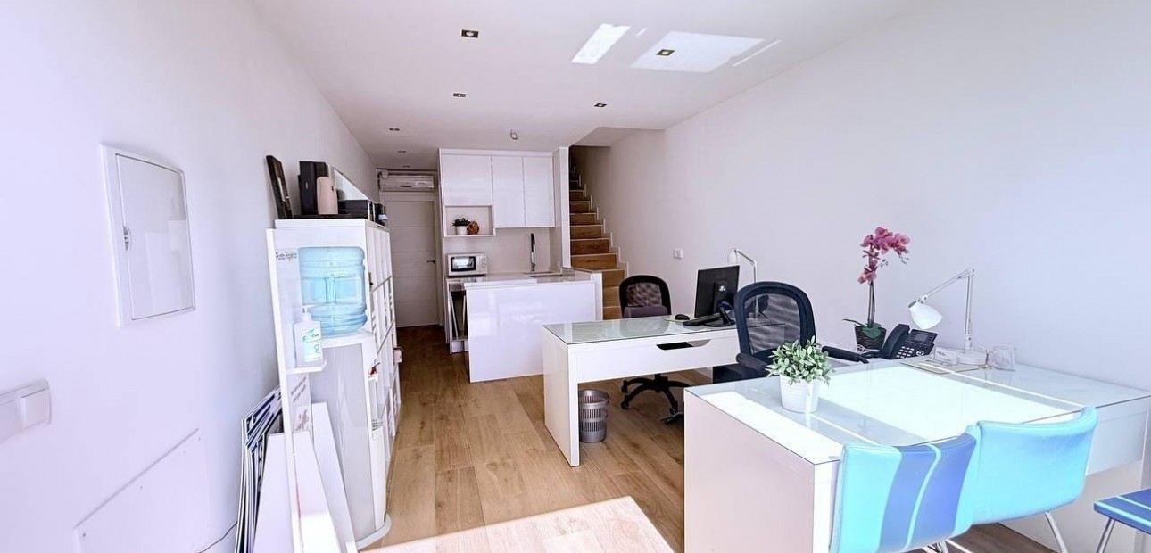 Herverkoop - Terraced house -
Orihuela Costa - Las Filipinas