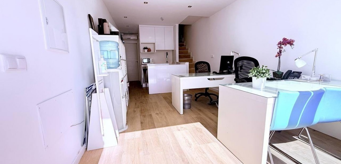 Herverkoop - Terraced house -
Orihuela Costa - Las Filipinas