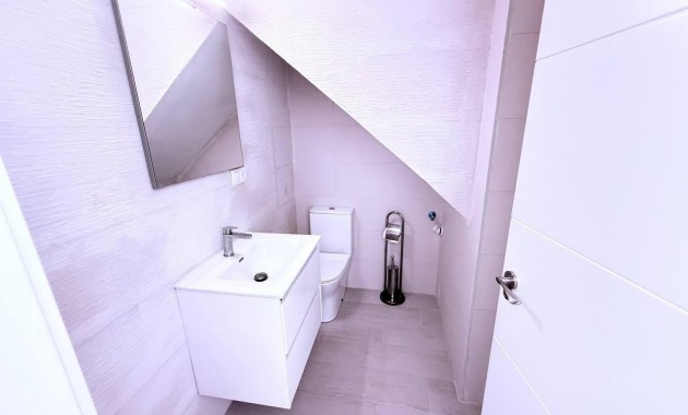 Herverkoop - Terraced house -
Orihuela Costa - Las Filipinas