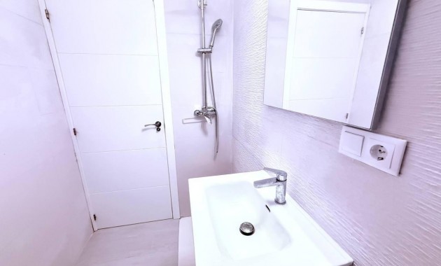 Herverkoop - Terraced house -
Orihuela Costa - Las Filipinas