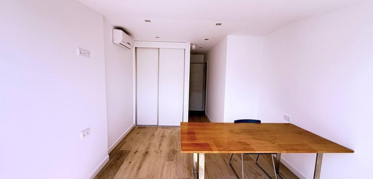Herverkoop - Terraced house -
Orihuela Costa - Las Filipinas