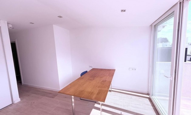 Herverkoop - Terraced house -
Orihuela Costa - Las Filipinas
