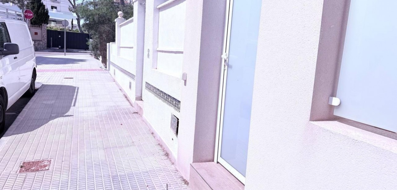Herverkoop - Terraced house -
Orihuela Costa - Las Filipinas