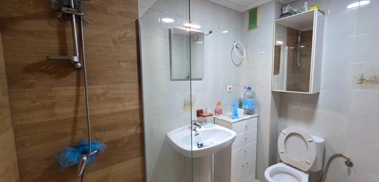 Herverkoop - Appartement / flat -
Torrevieja - La veleta