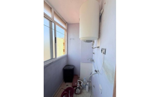 Herverkoop - Appartement / flat -
Torrevieja - La veleta