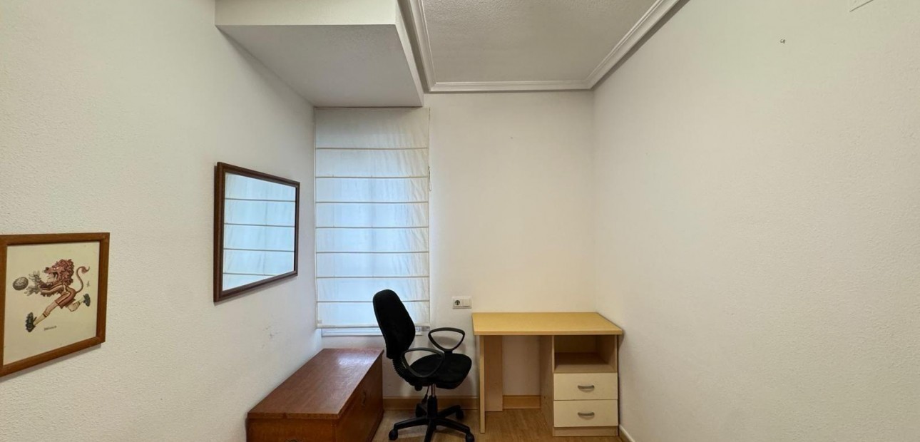 Herverkoop - Appartement / flat -
Torrevieja - torrevieja