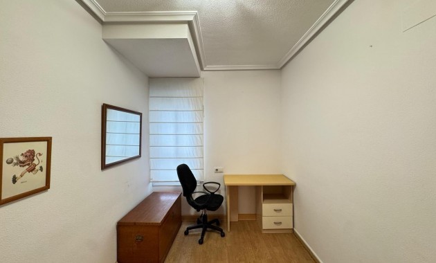 Herverkoop - Appartement / flat -
Torrevieja - torrevieja