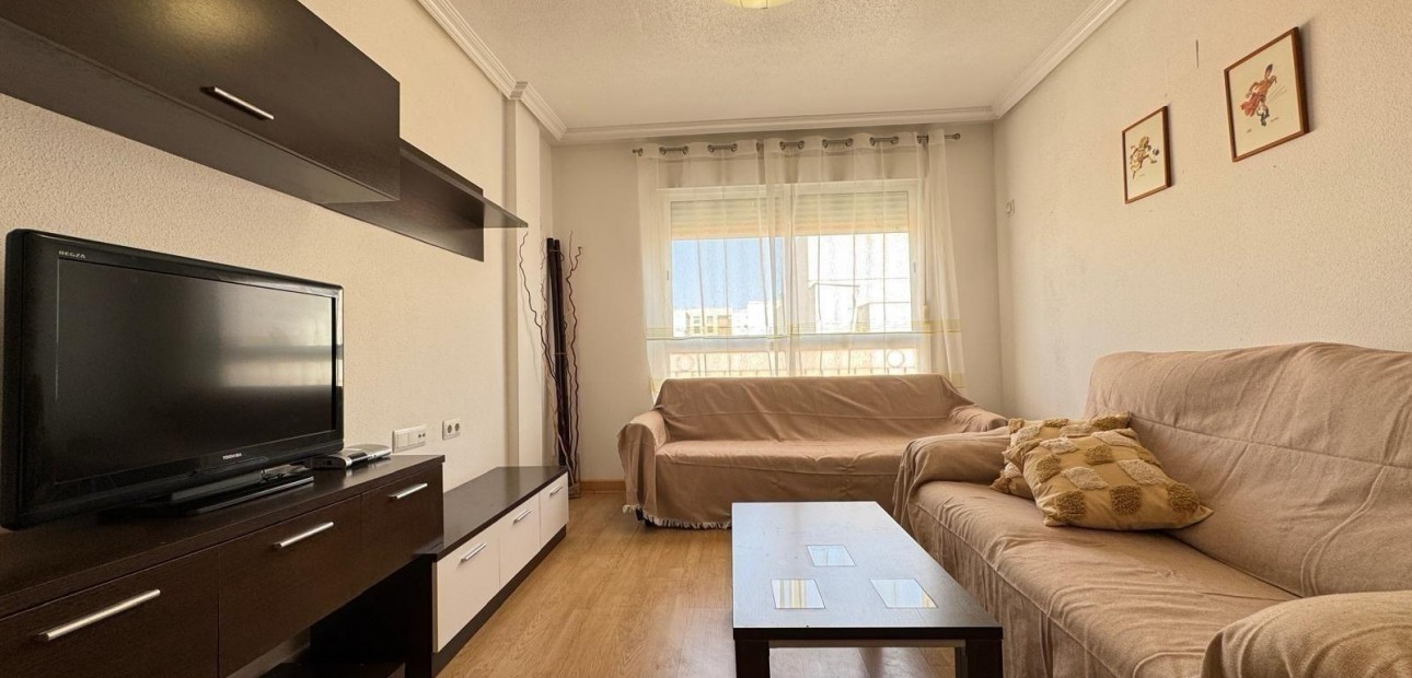 Herverkoop - Appartement / flat -
Torrevieja - torrevieja