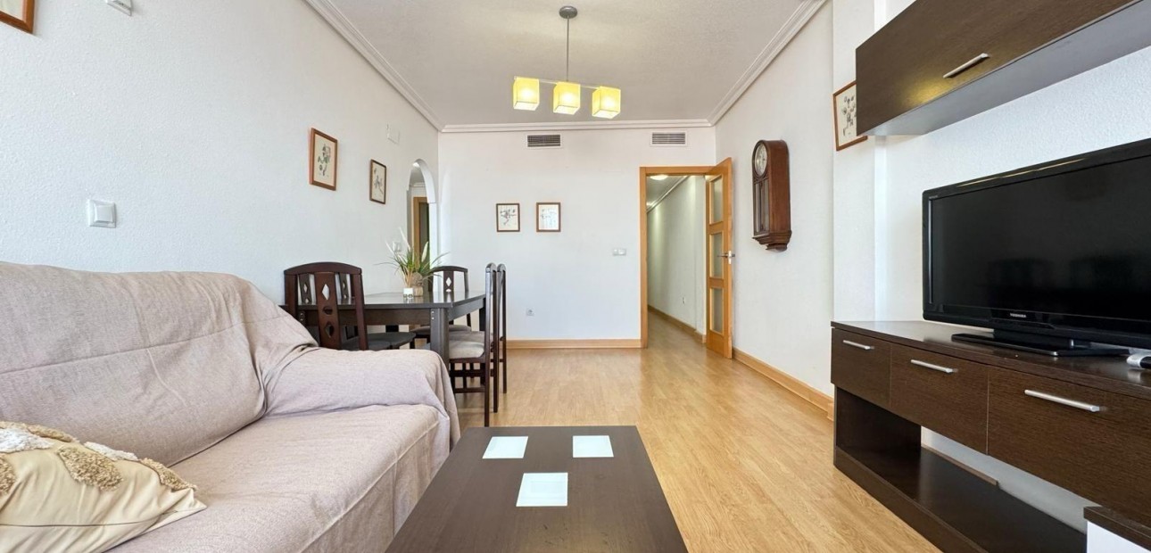 Herverkoop - Appartement / flat -
Torrevieja - torrevieja