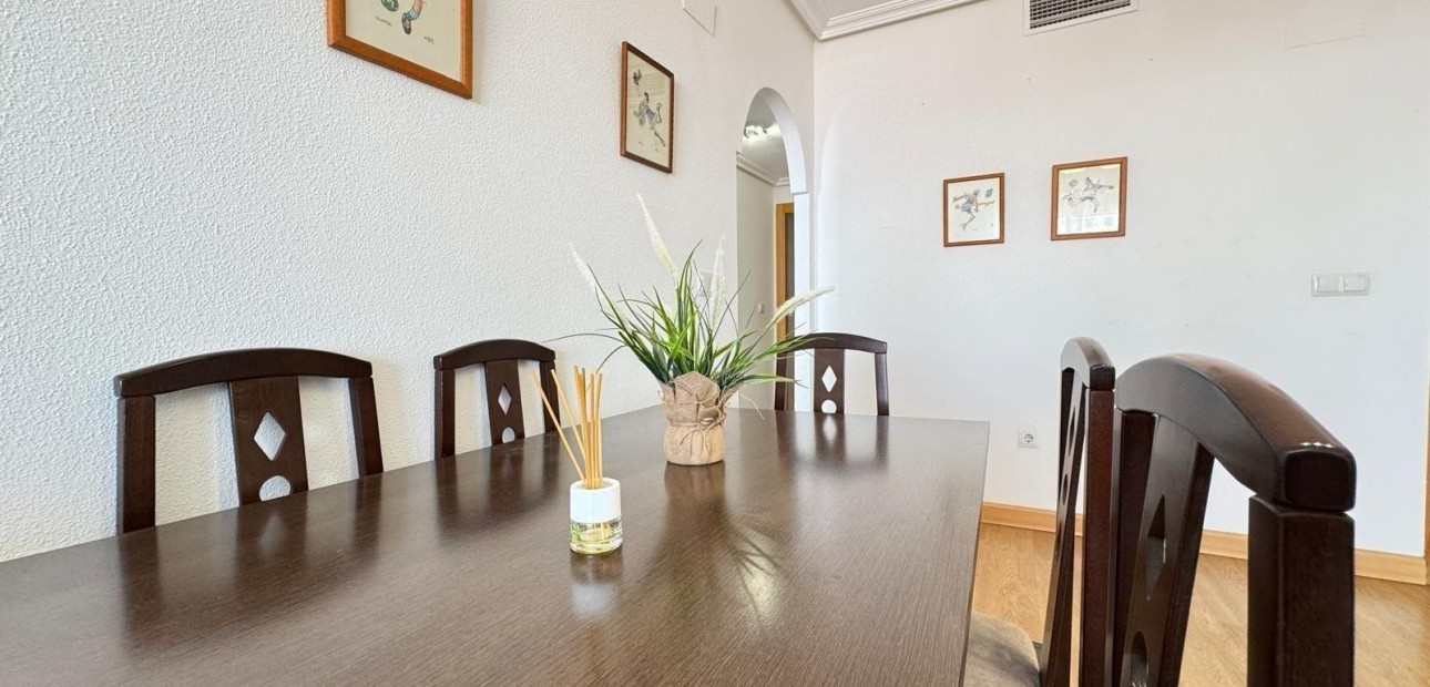 Herverkoop - Appartement / flat -
Torrevieja - torrevieja