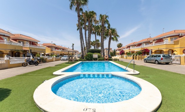 Venta - Adosado -
La Torreta - Torrevieja