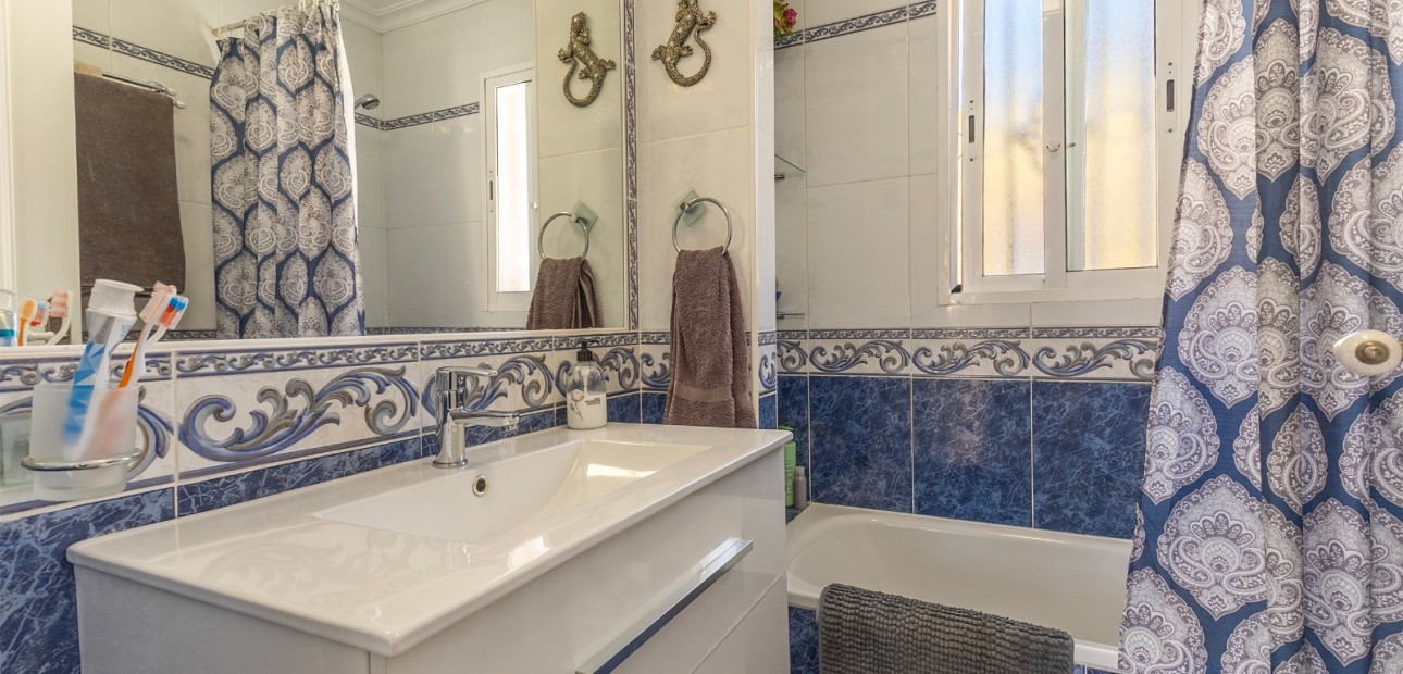 Venta - Adosado -
La Torreta - Torrevieja