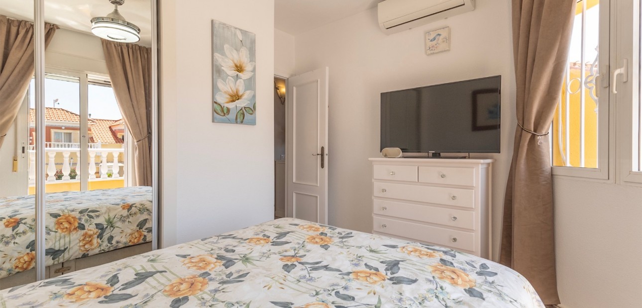 Venta - Adosado -
La Torreta - Torrevieja