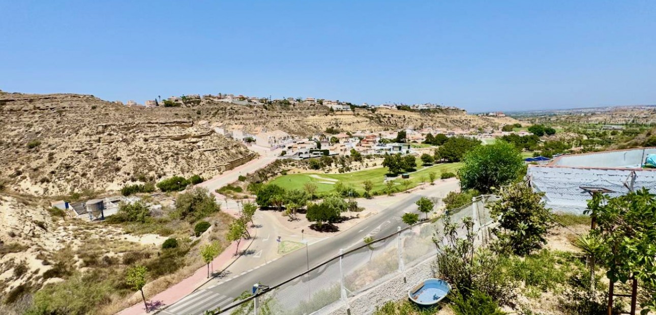 Venta - Villa -
Ciudad Quesada