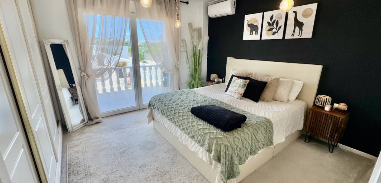 Venta - Villa -
Rojales - Cuidad Quesada