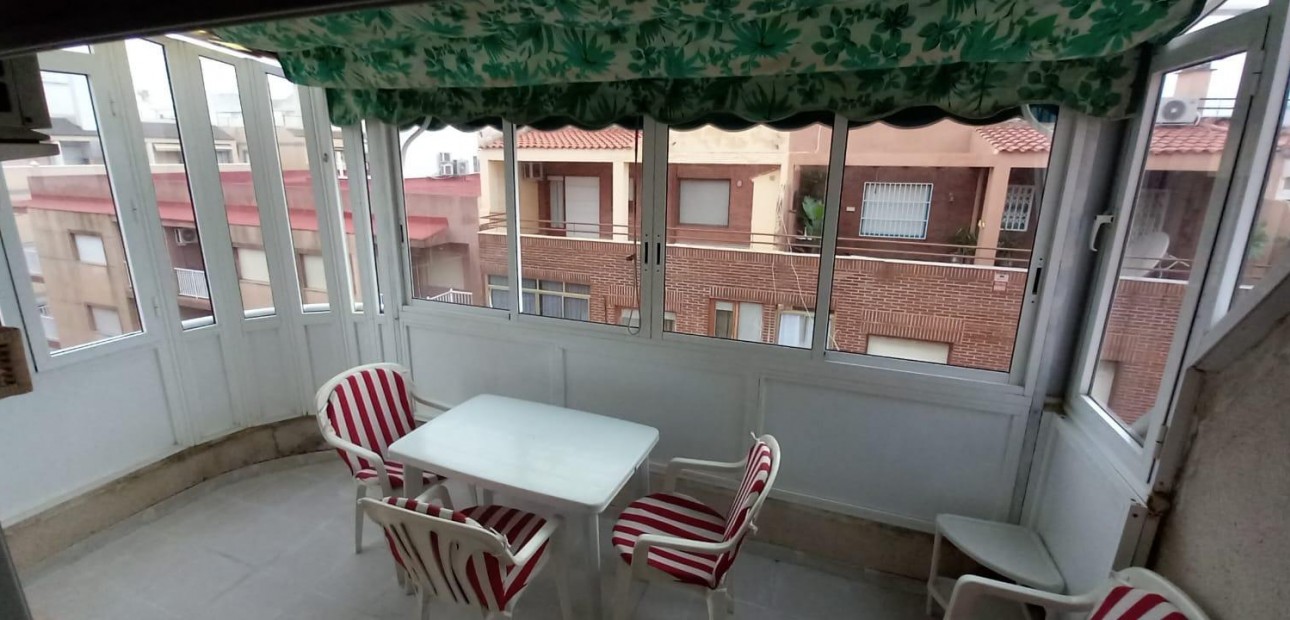 Venta - Apartamento / piso -
Torrevieja - Acequion