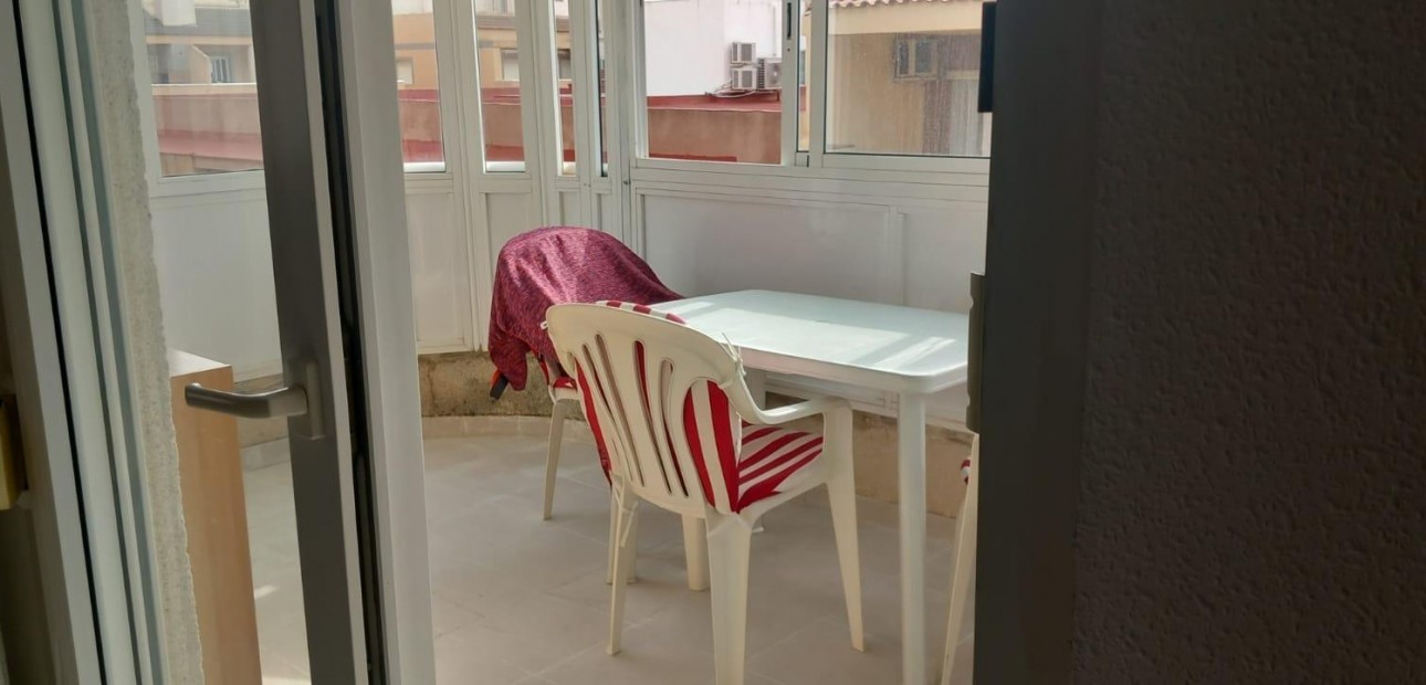 Venta - Apartamento / piso -
Torrevieja - Acequion