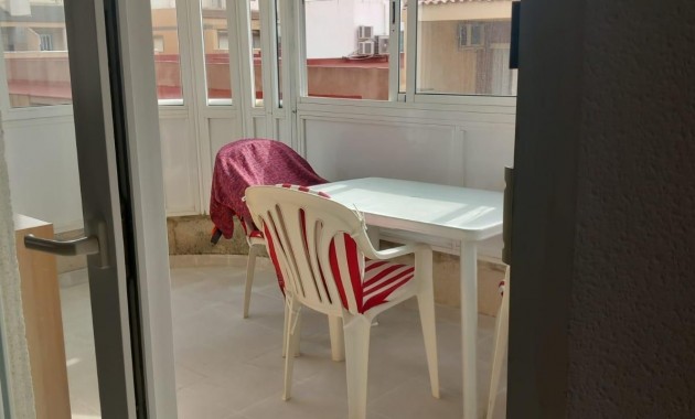 Venta - Apartamento / piso -
Torrevieja - Acequion