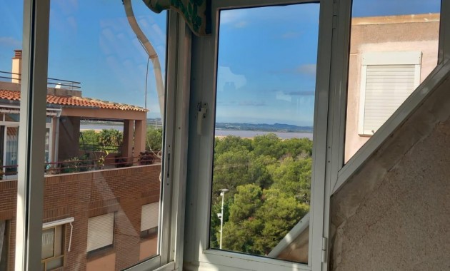 Venta - Apartamento / piso -
Torrevieja - Acequion
