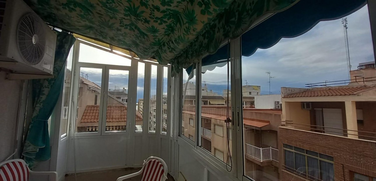 Venta - Apartamento / piso -
Torrevieja - Acequion