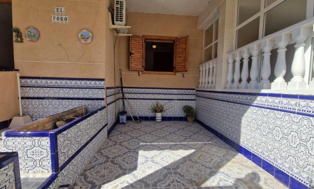 Sale - Terraced house -
Torrevieja - La siesta