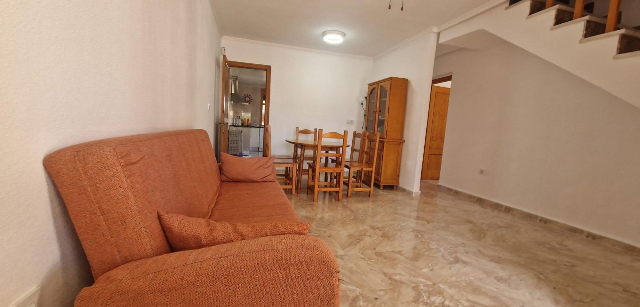 Sale - Terraced house -
Torrevieja - La siesta