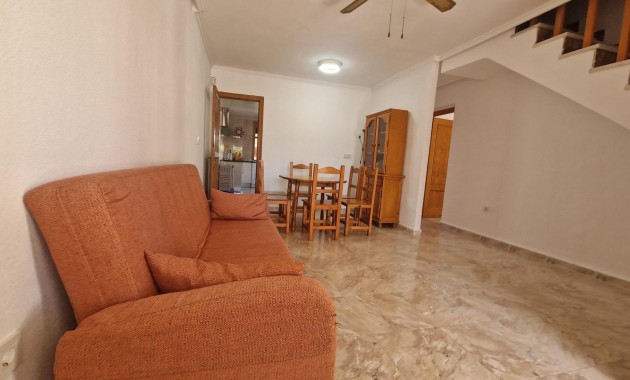 Sale - Terraced house -
Torrevieja - La siesta