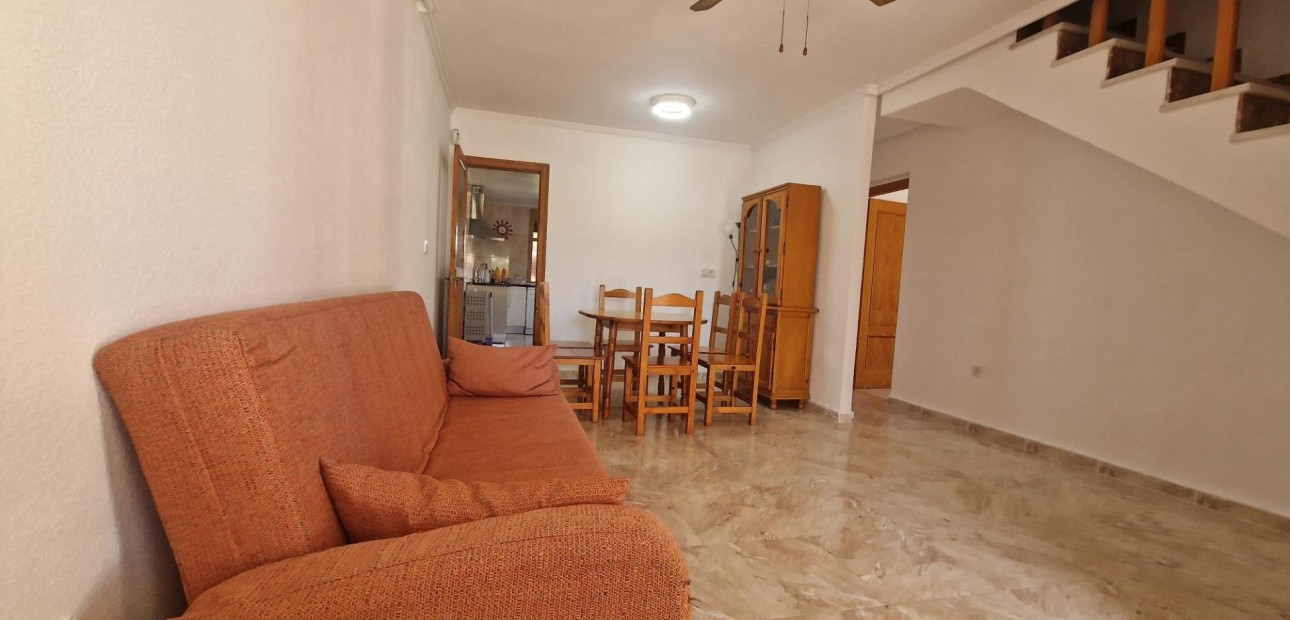 Sale - Terraced house -
Torrevieja - La siesta