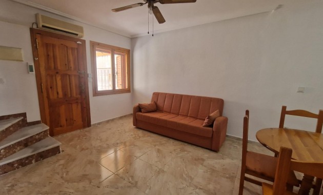 Sale - Terraced house -
Torrevieja - La siesta