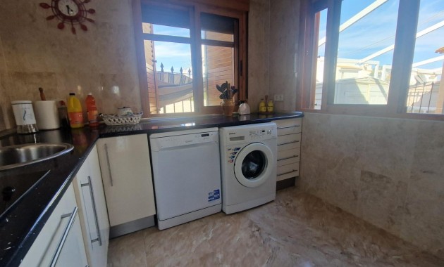 Sale - Terraced house -
Torrevieja - La siesta