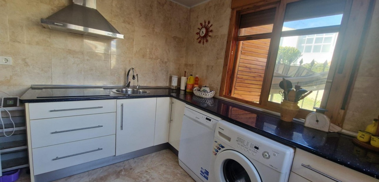 Sale - Terraced house -
Torrevieja - La siesta