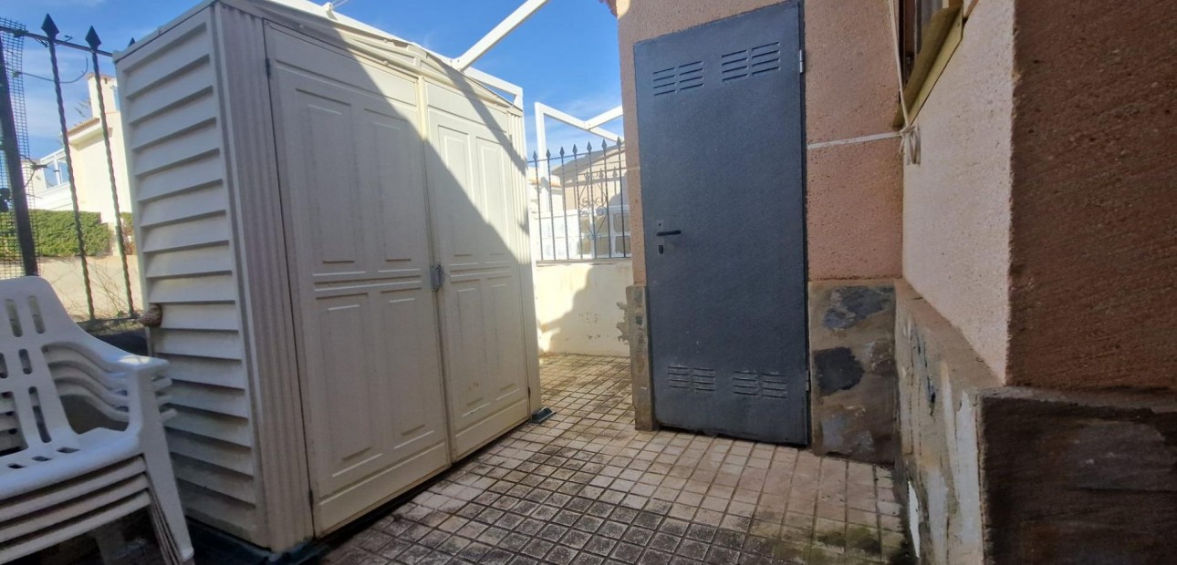 Sale - Terraced house -
Torrevieja - La siesta