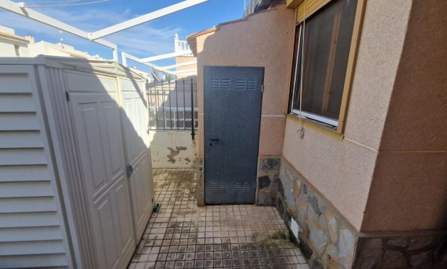 Sale - Terraced house -
Torrevieja - La siesta