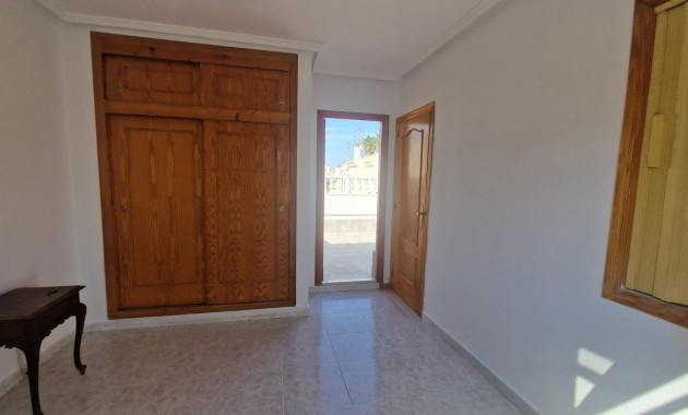 Sale - Terraced house -
Torrevieja - La siesta