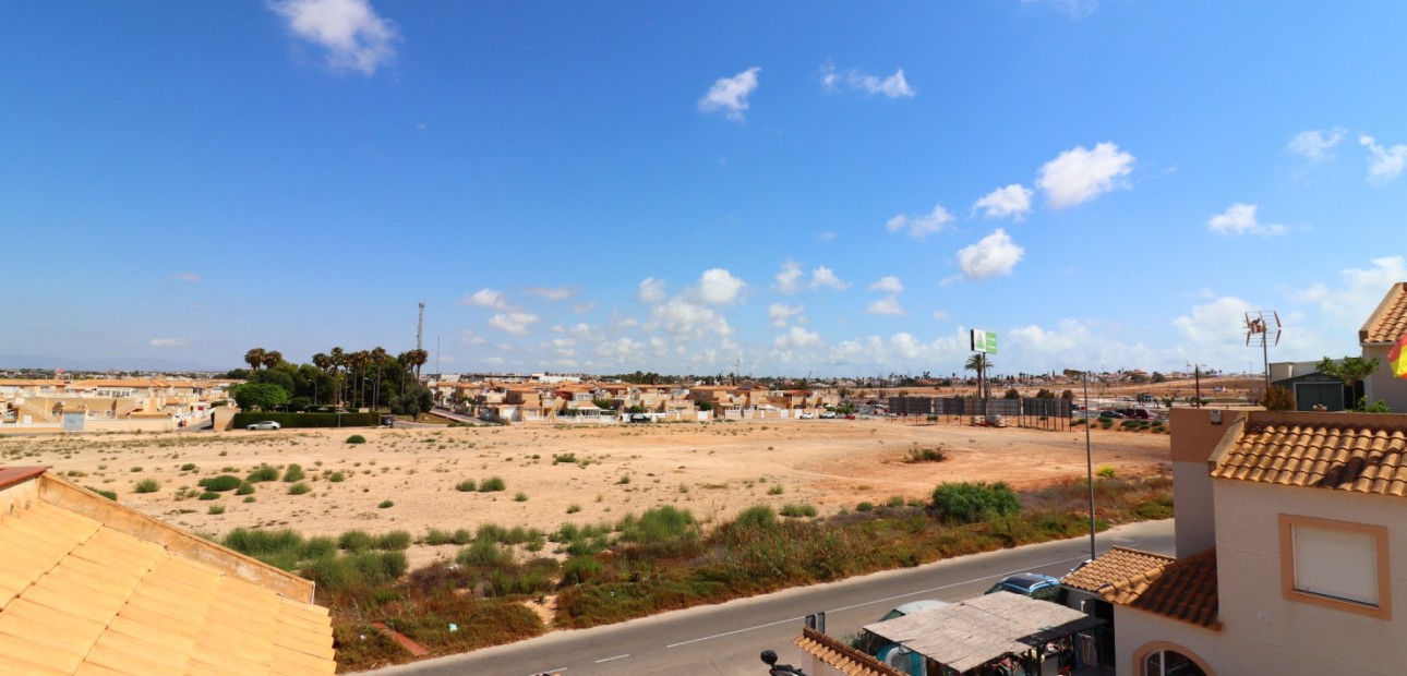 Venta - Apartamento / piso -
Torrevieja - Altos del Limonar