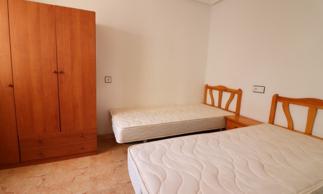 Venta - Apartamento / piso -
Torrevieja - Altos del Limonar