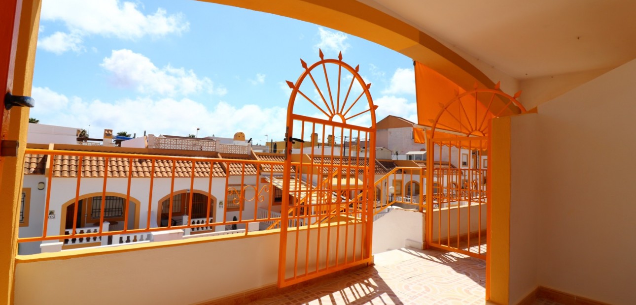 Venta - Apartamento / piso -
Torrevieja - Altos del Limonar