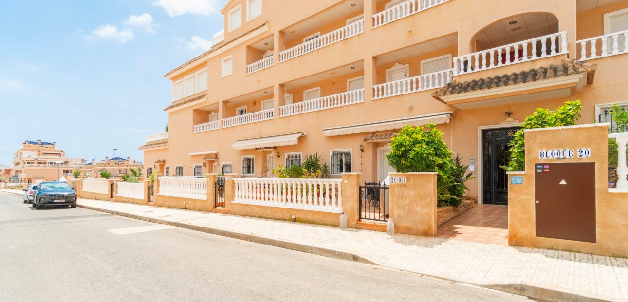 Venta - Apartamento / piso -
Orihuela Costa - Los Dolses