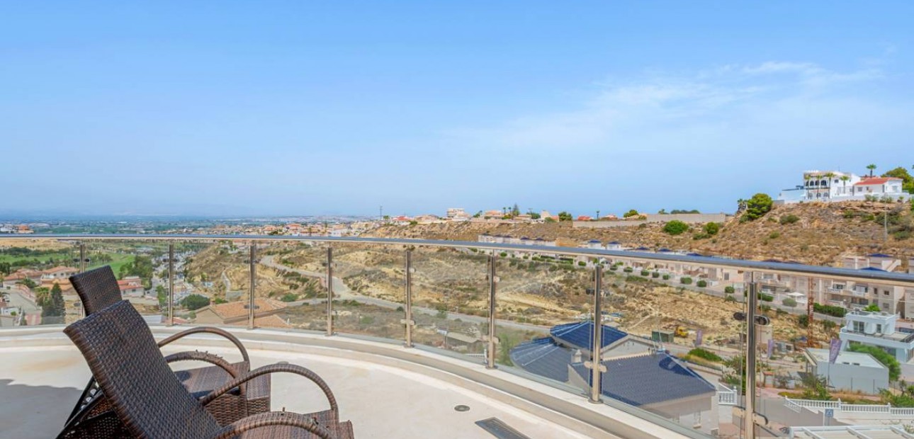 Herverkoop - Villa -
Ciudad Quesada