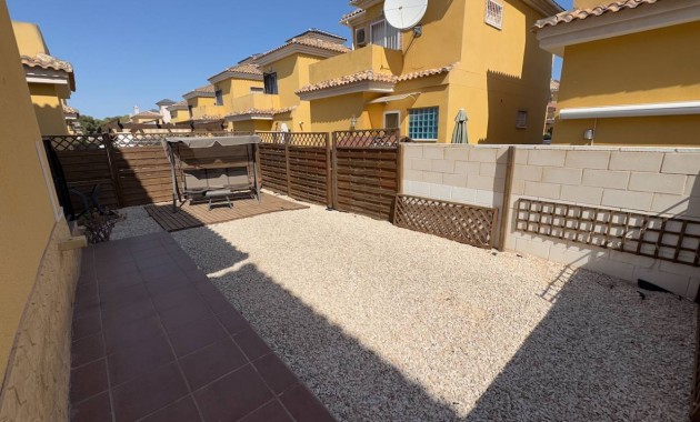 Herverkoop - Villa -
Algorfa - Lo Crispin