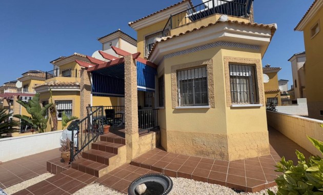Herverkoop - Villa -
Algorfa - Lo Crispin