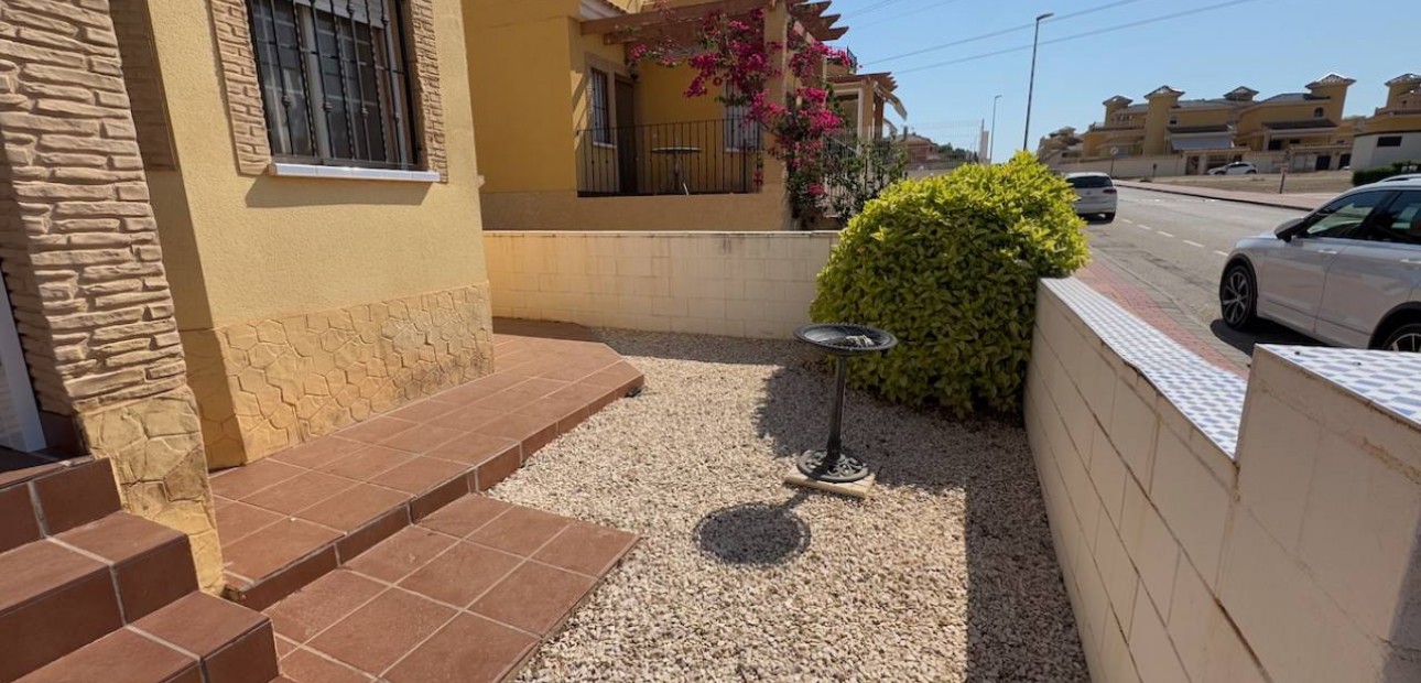 Herverkoop - Villa -
Algorfa - Lo Crispin