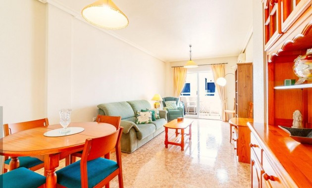 Venta - Apartamento / piso -
Torrevieja - Centro