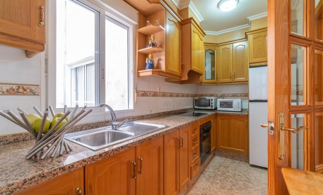 Venta - Apartamento / piso -
Torrevieja - Centro