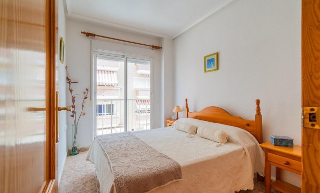 Venta - Apartamento / piso -
Torrevieja - Centro