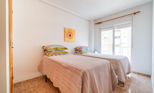 Venta - Apartamento / piso -
Torrevieja - Centro