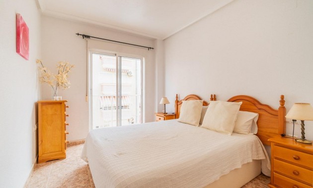 Venta - Apartamento / piso -
Torrevieja - Centro