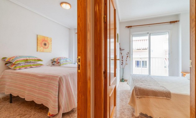 Venta - Apartamento / piso -
Torrevieja - Centro