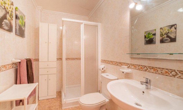 Venta - Apartamento / piso -
Torrevieja - Centro
