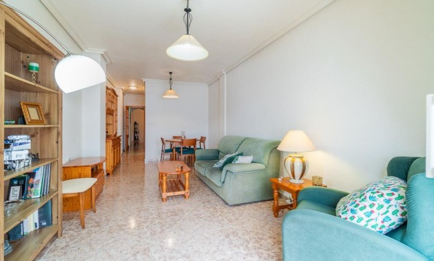 Venta - Apartamento / piso -
Torrevieja - Centro